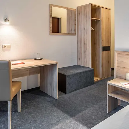 Astoria Business By Mayburgh Hotel