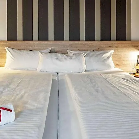 فندق Astoria Business By Mayburgh 4*
