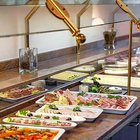 فندق Astoria Business By Mayburgh إسن