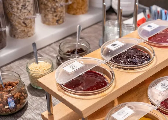 Hotel Astoria By Mayburgh