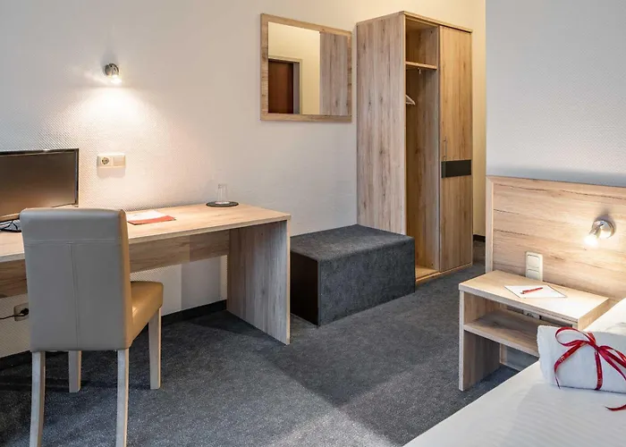 Astoria Business By Mayburgh Hotel