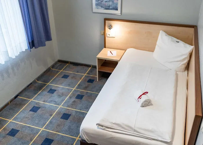 Hotel Astoria Business By Mayburgh 4*